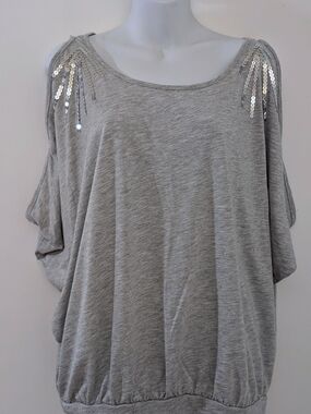 Women’s Silver-Gray Sequin Shoulder Tunic Top